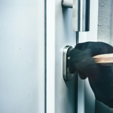 侵入者警報